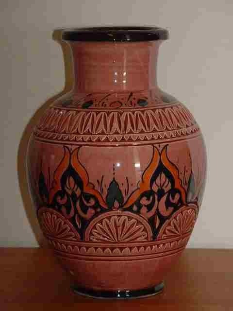 Carved Vase 8 (14") Carved Vase 8 (14")